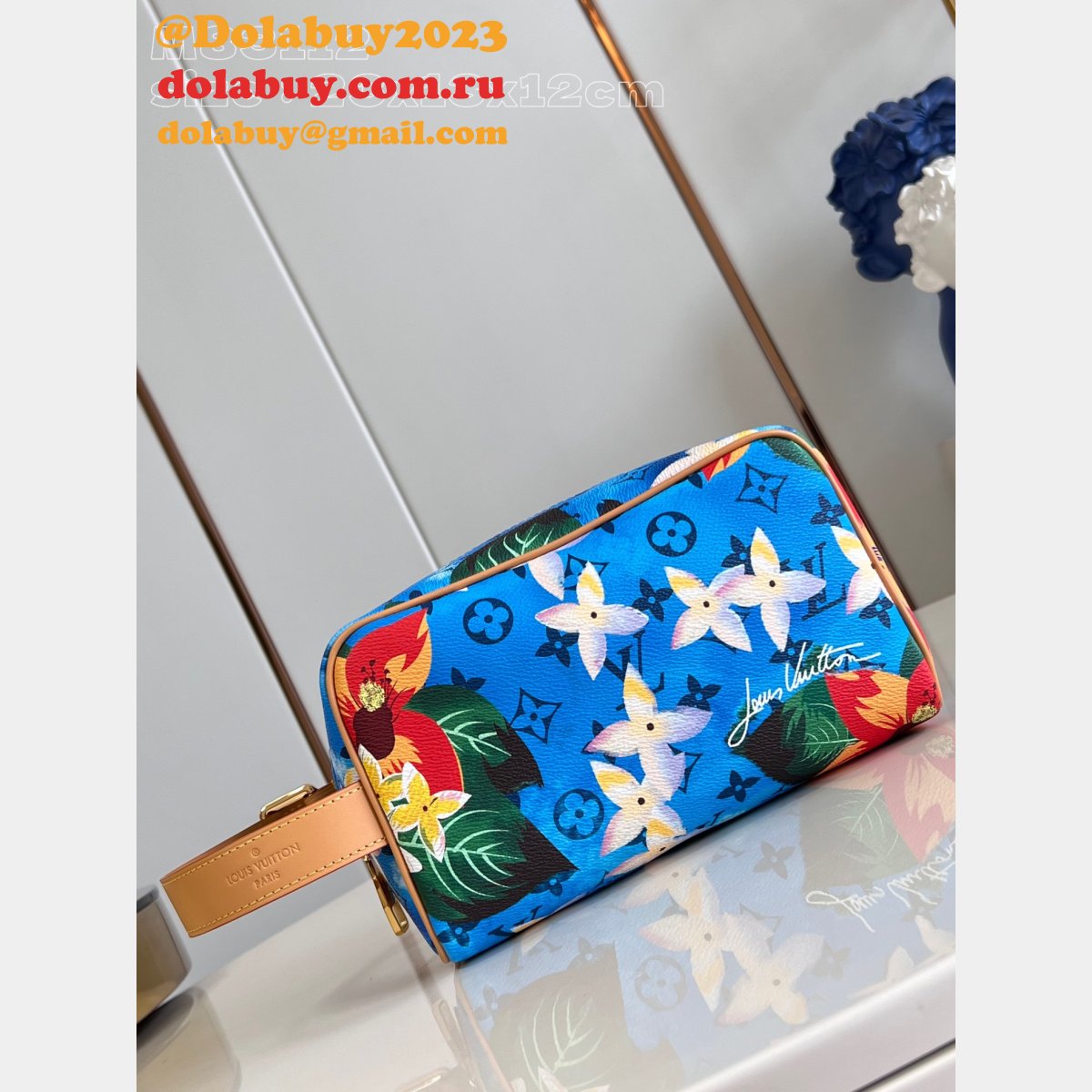 Locker Dopp Kit Louis Vuitton M83112 1:1 Mirror News Replicas Bag
