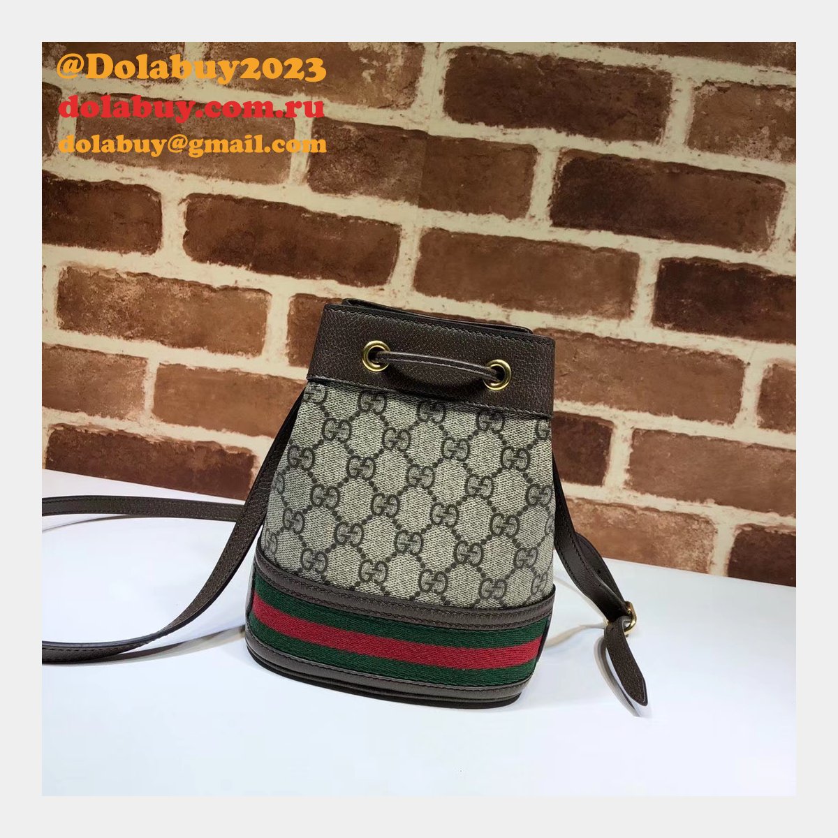 AAA+ Gucci Replica GG Supreme Ophidia Mini Bucket 550620 Bag