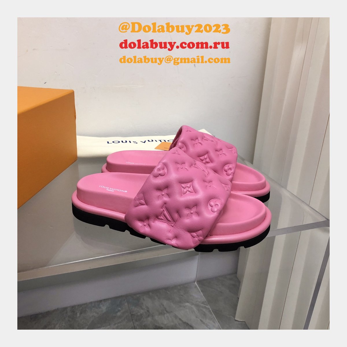 Perfect Louis Vuitton Pool Pillow Flat Comfort Mule Fake Shoes