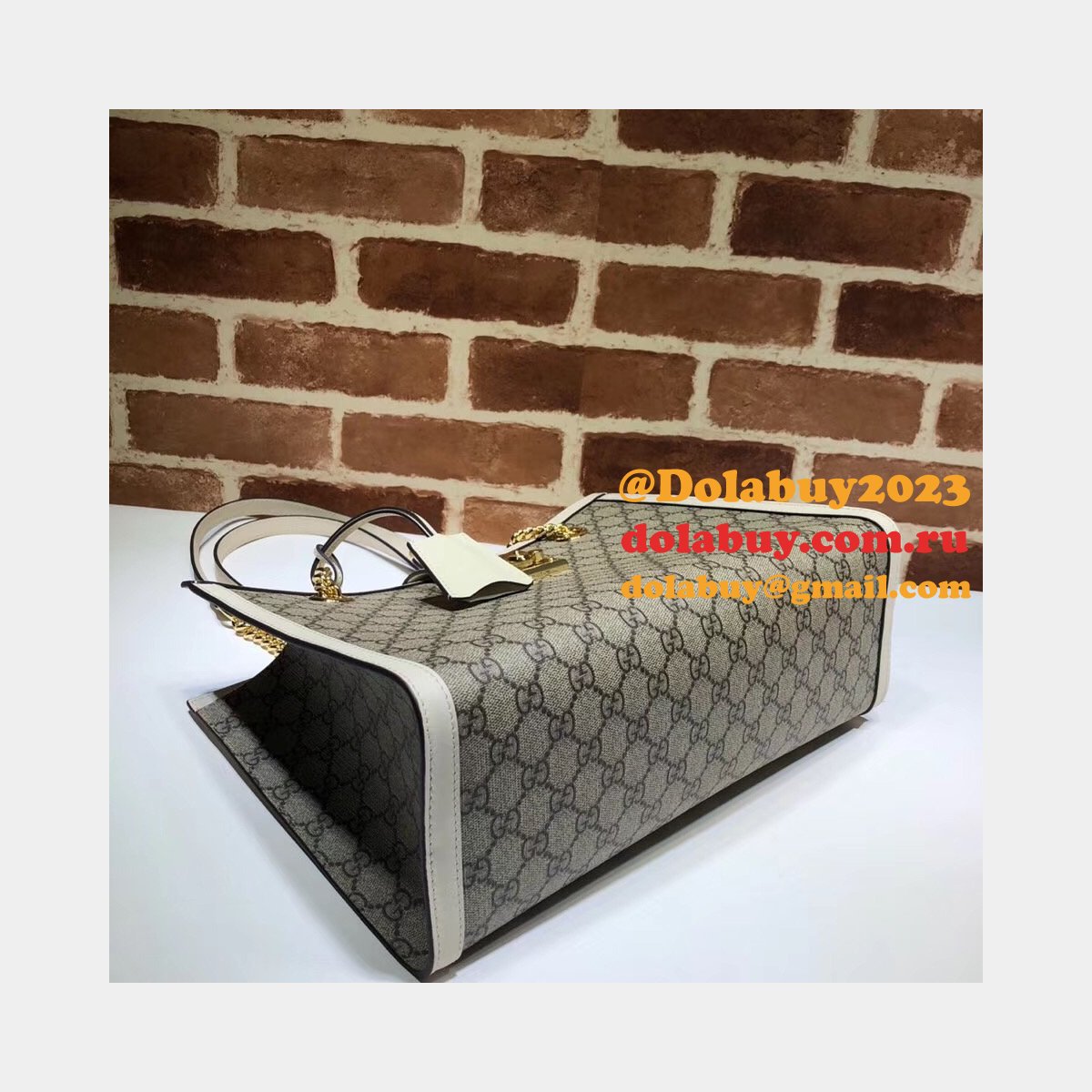 Replicas Gucci Padlock medium GG shoulder bag ‎479197
