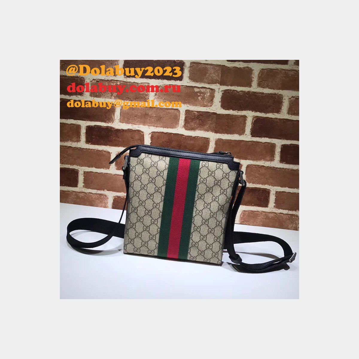Top Quality Gucci Web GG Supreme Flat Messenger Replica 471454 Bag
