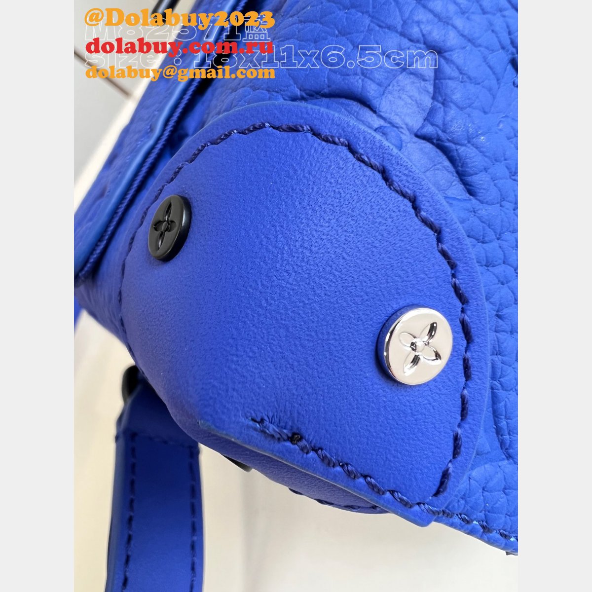 Steamer Wearable Wallet M82571 Designer Louis Vuitton Replica Bag
