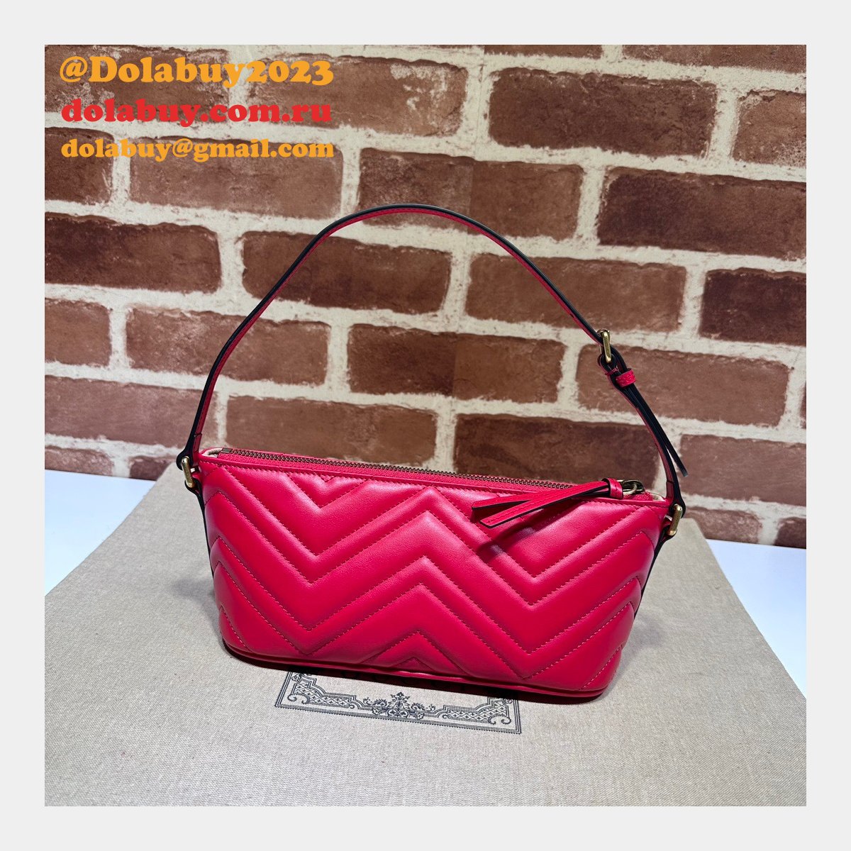 Gucci 1:1 Mirror GG Marmont 739166 Shoulder Red Fake Bag