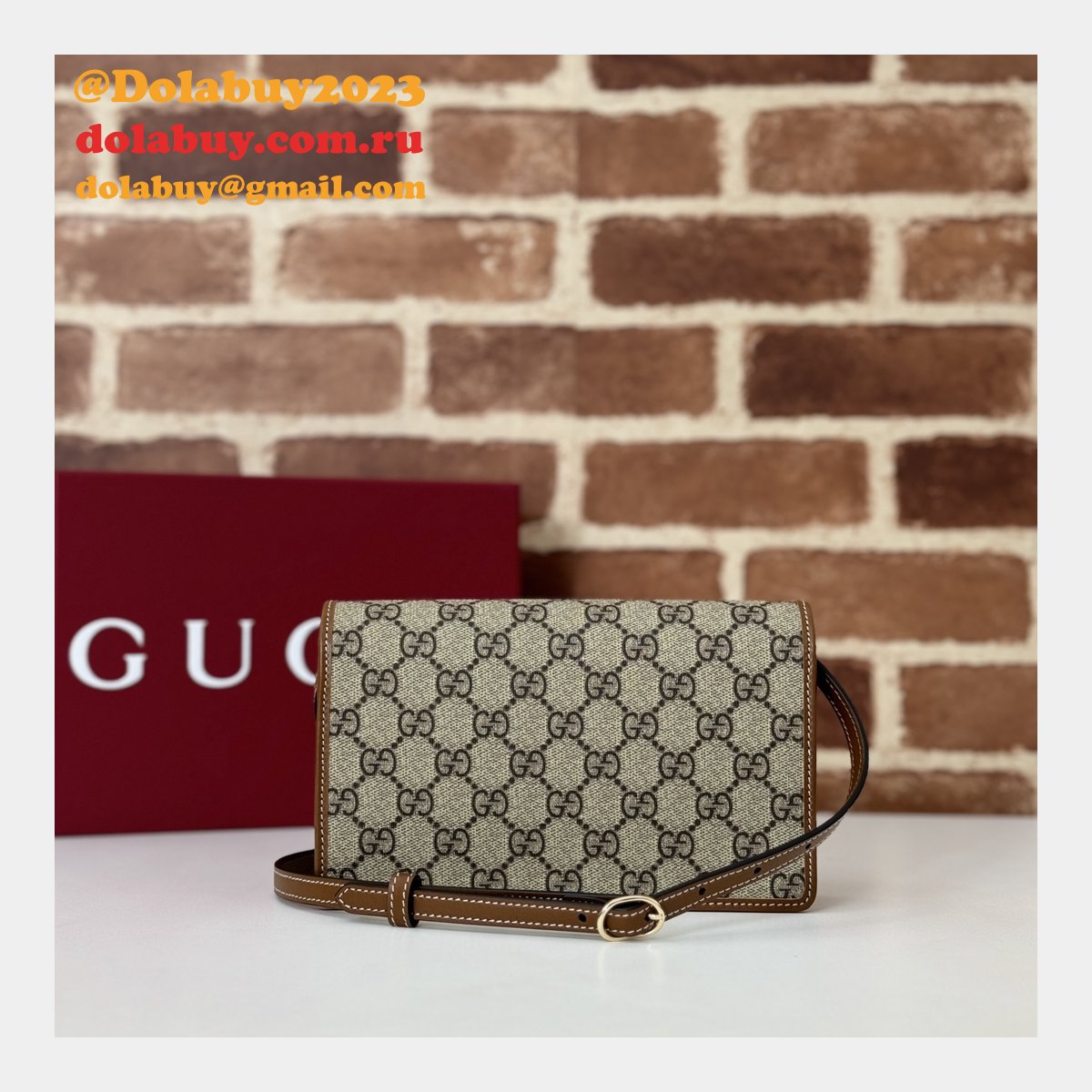 Gucci Best Fake GG Emblem Super 820688 Shoulder UK Bag