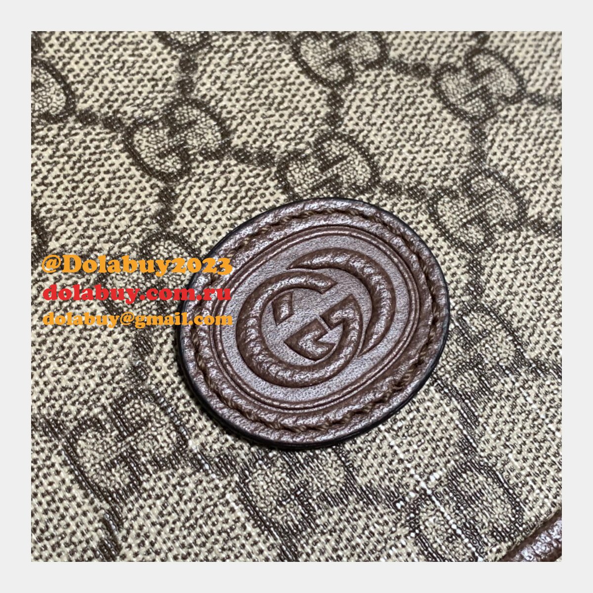 High Quality Gucci Replica 658542 GG Messenger bag in GG Supreme