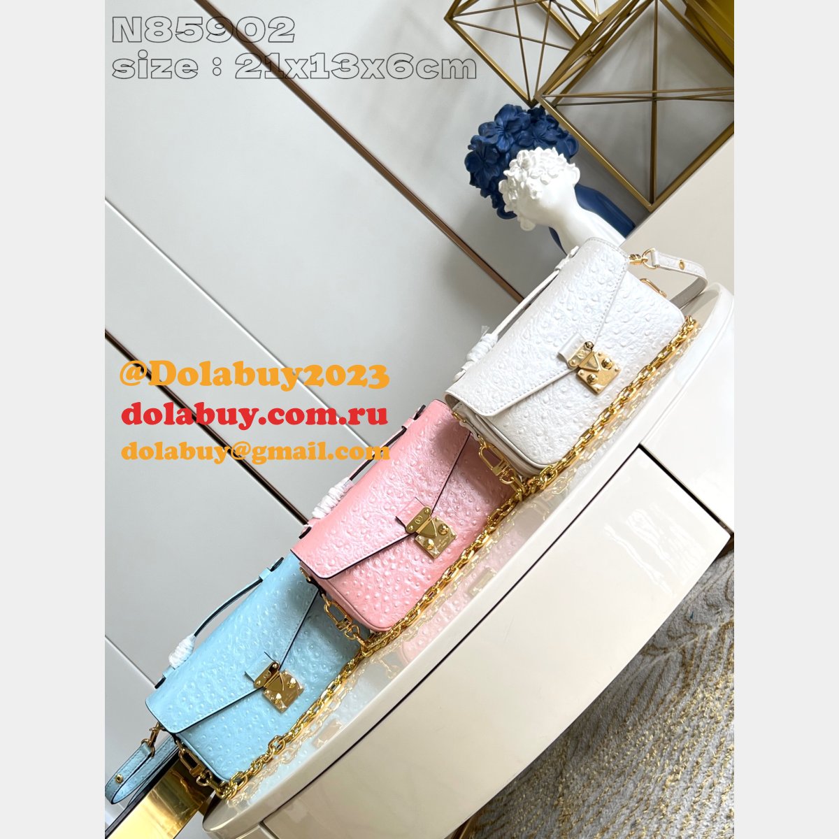 LV N85902 Pochette Métis East West Louis Vuitton Replica Bag