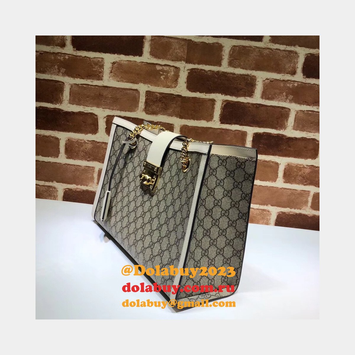 Replicas Gucci Padlock medium GG shoulder bag ‎479197