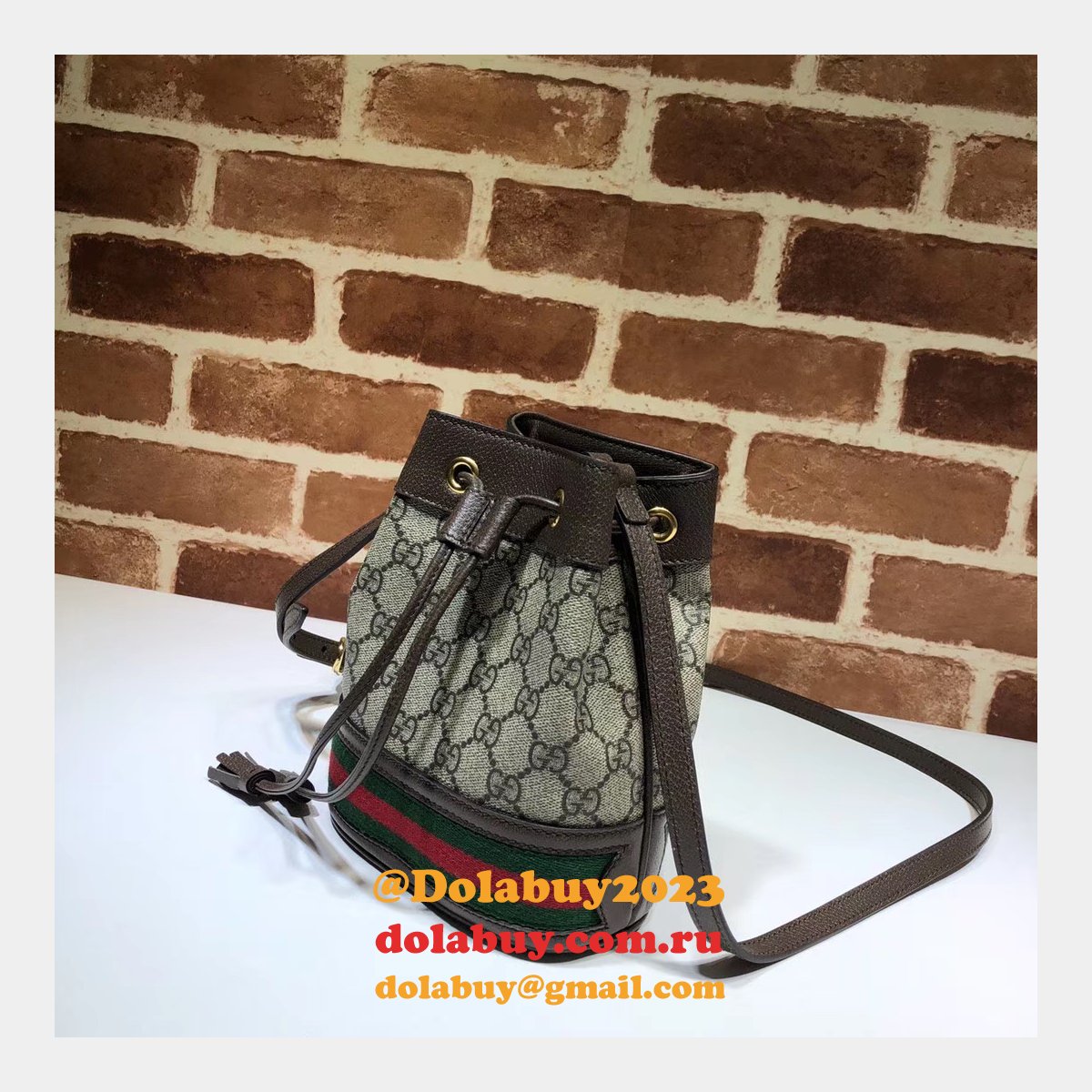 AAA+ Gucci Replica GG Supreme Ophidia Mini Bucket 550620 Bag