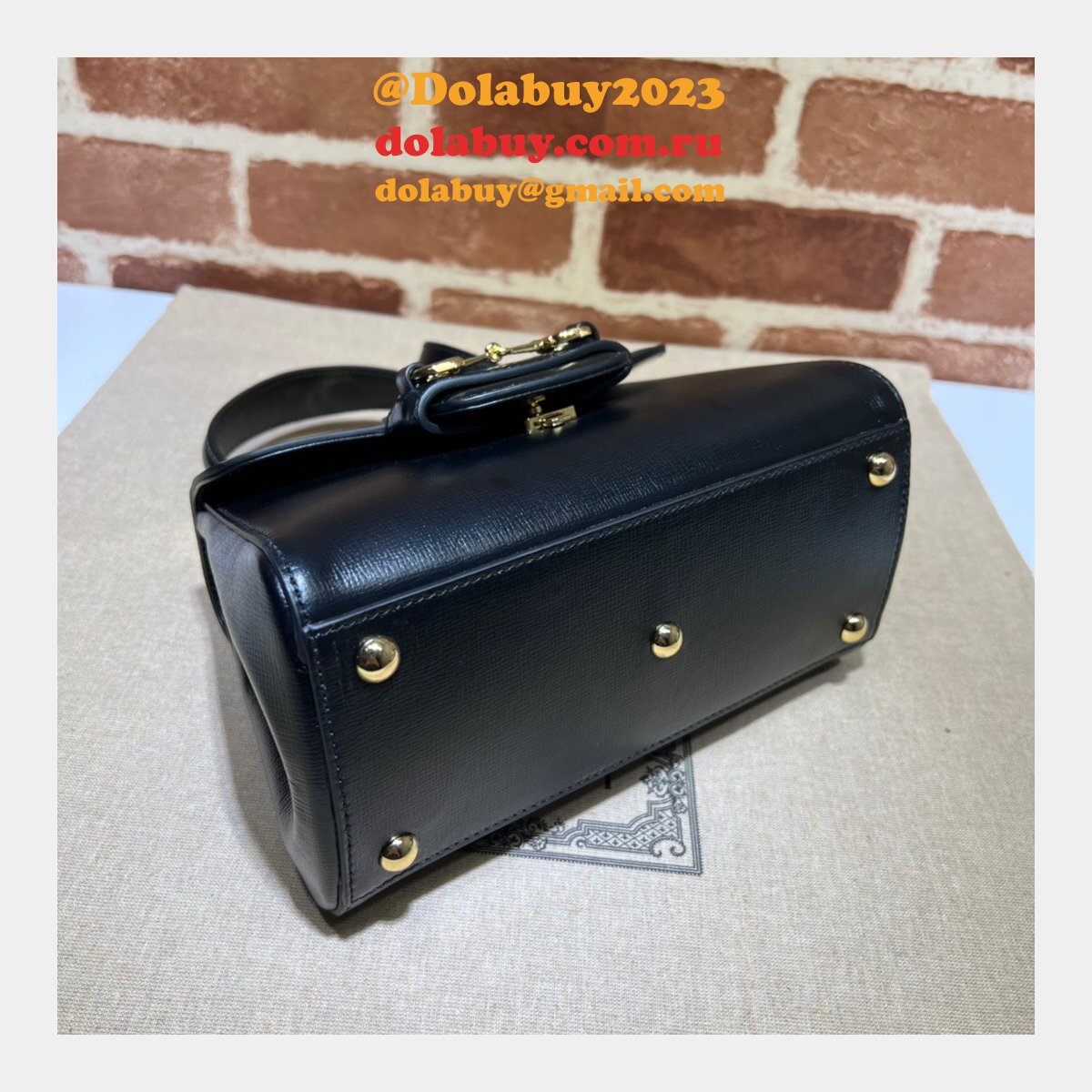 The Highest Quality Gucci Horsebit Replicas 703848 1955 Top Handle Bag