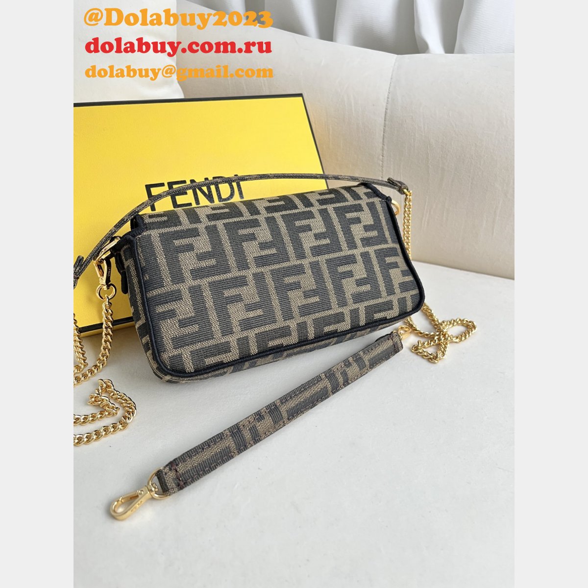 Best FENDI Iconic Baguette FF logo Luxury HANDBAG