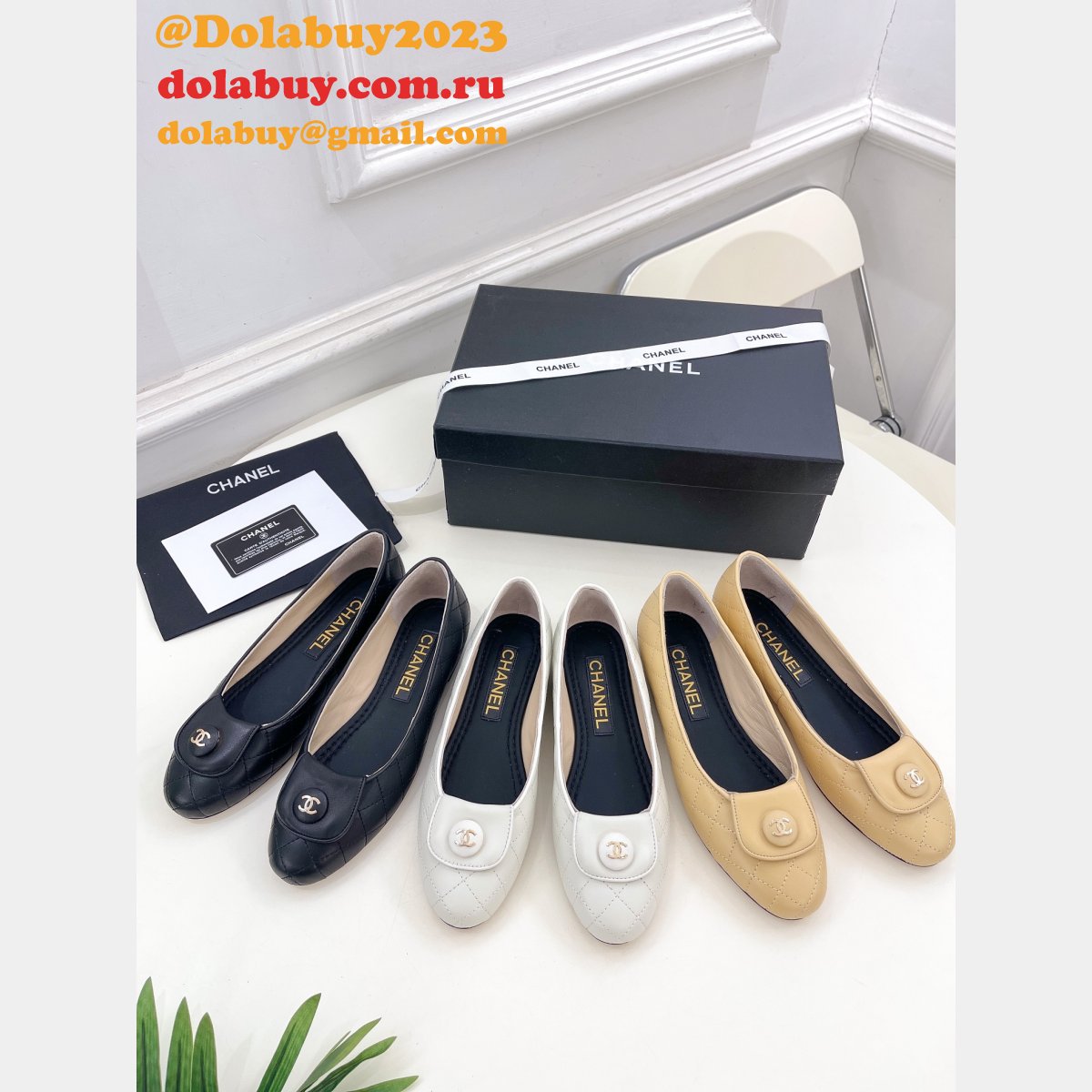 International Seller Designer Replica Ribbed Flat Shoes From China