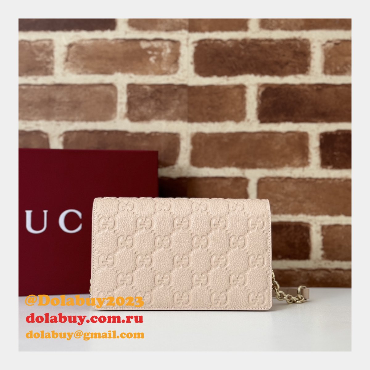 1:1 Mirror Gucci GG Emblem Super 818705 Shoulder Inspired Bag
