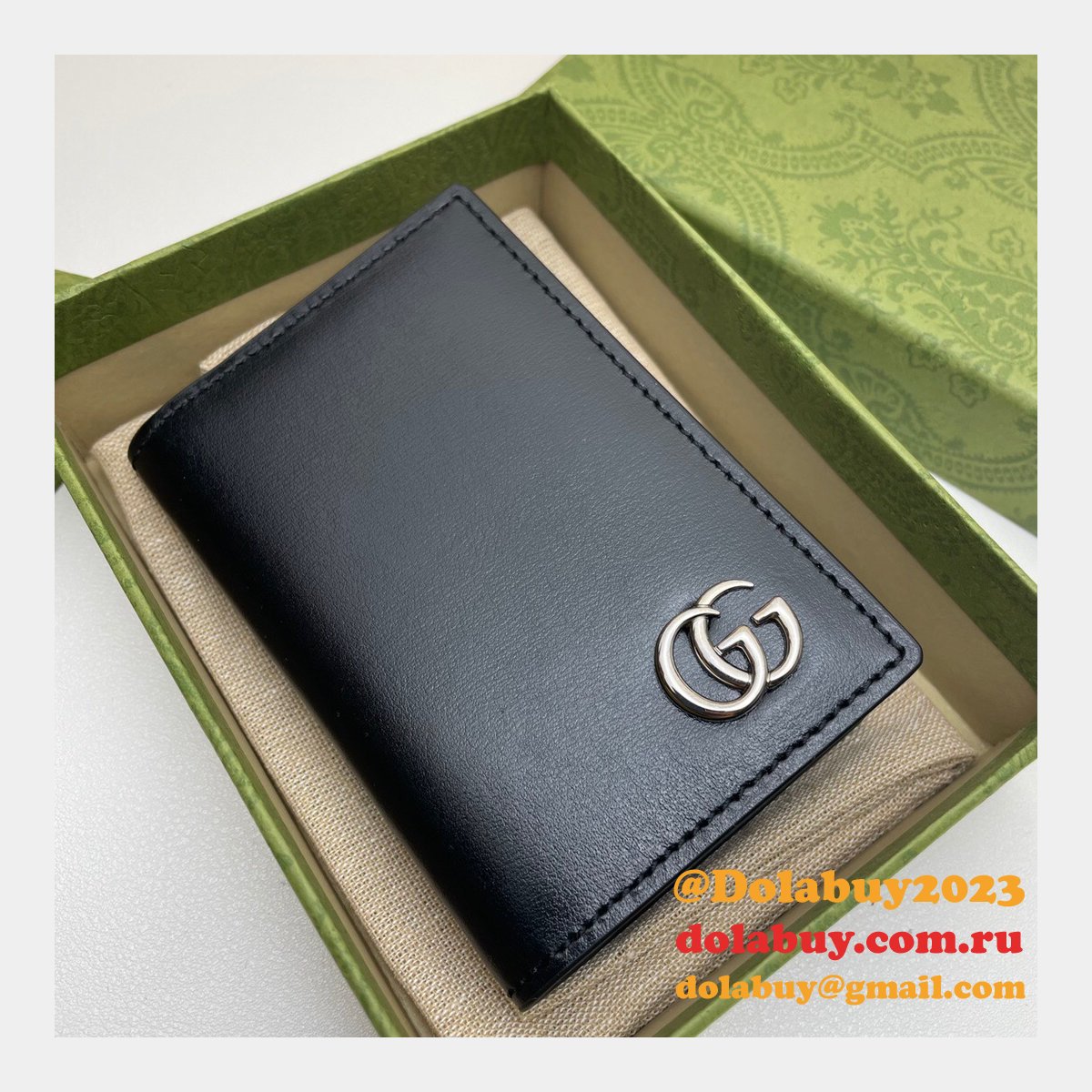 High Quality Gucci Replica 547075 GG Marmont card case in black leather
