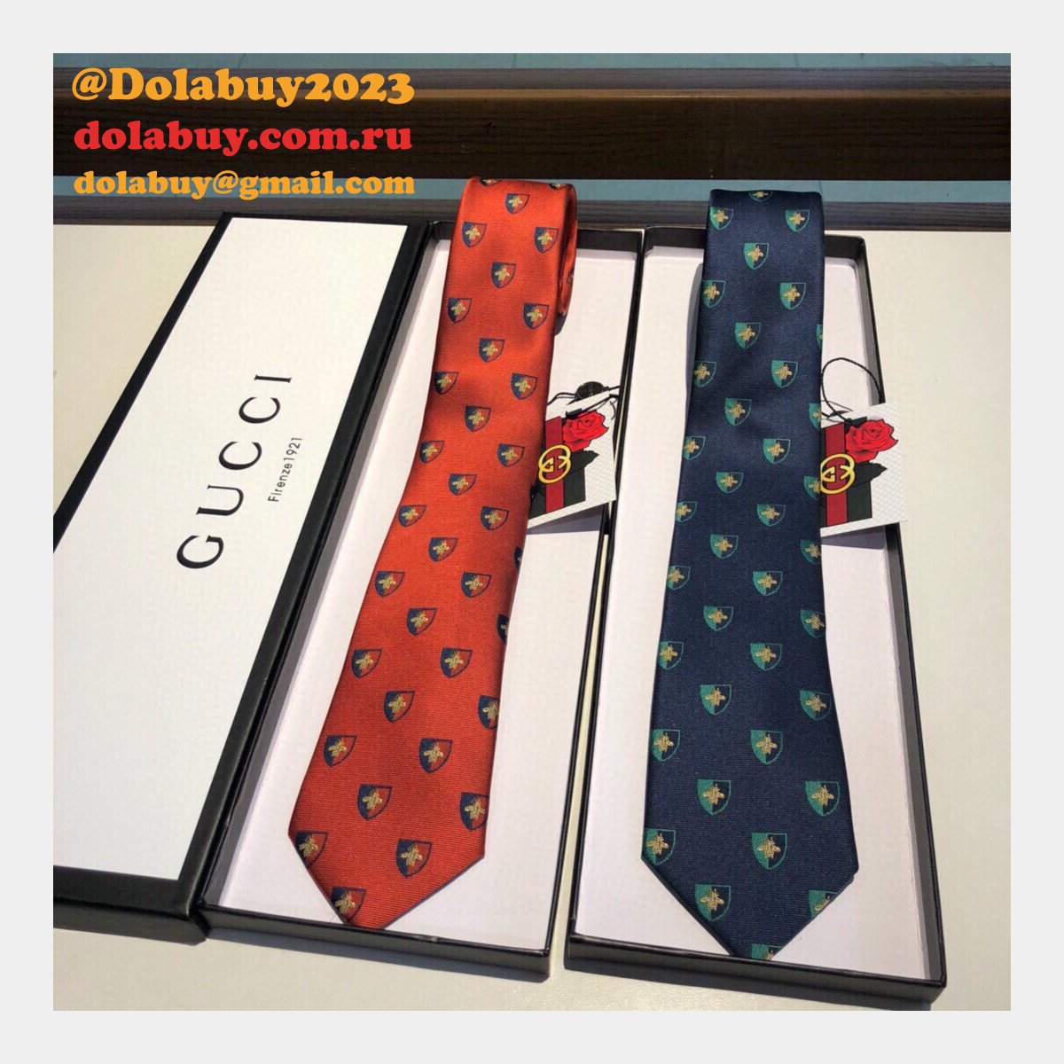 Gucci Silk tie Jacquard crafts insect pattern