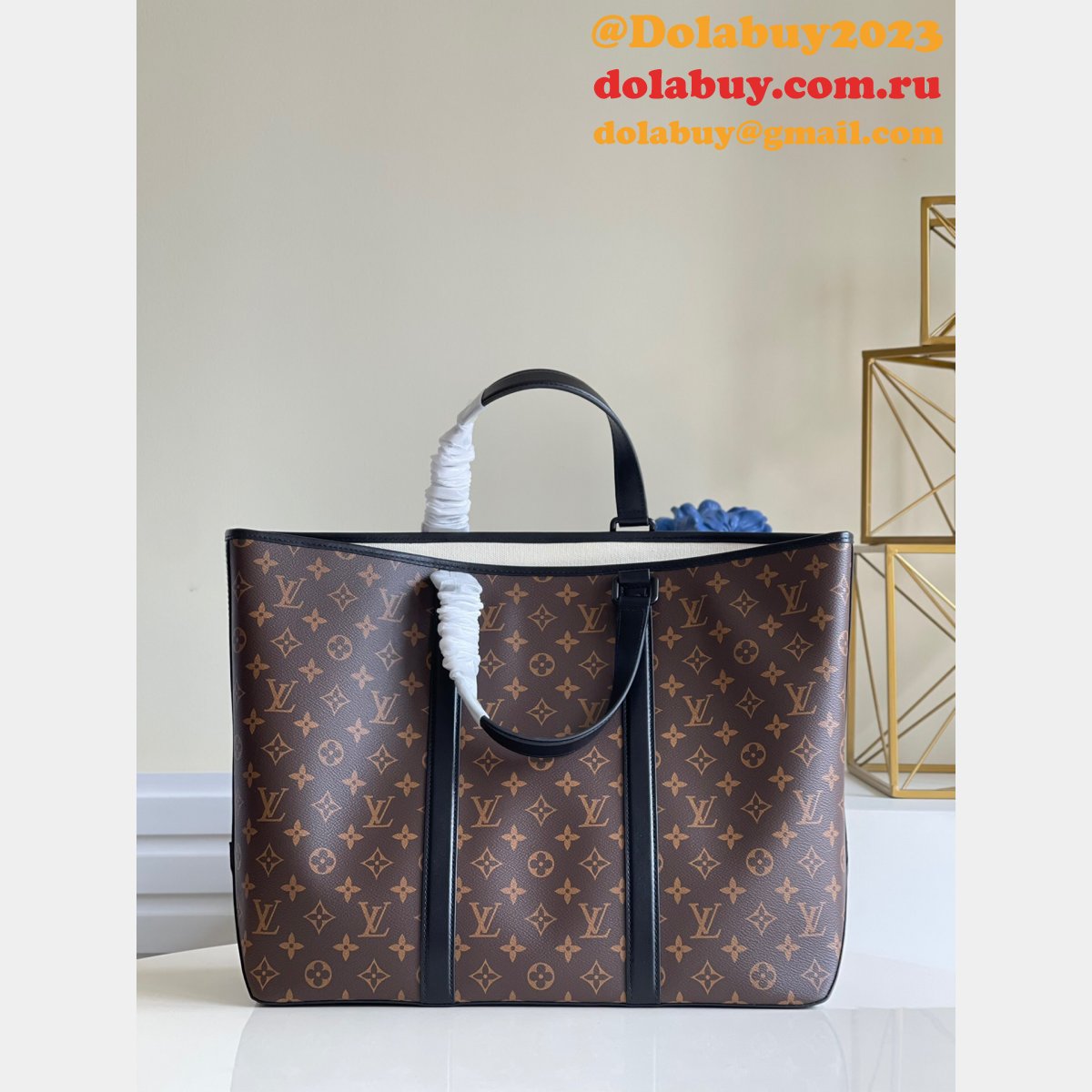 AAA Handbags your Louis Vuitton replica M45733 Weekend Tote GM