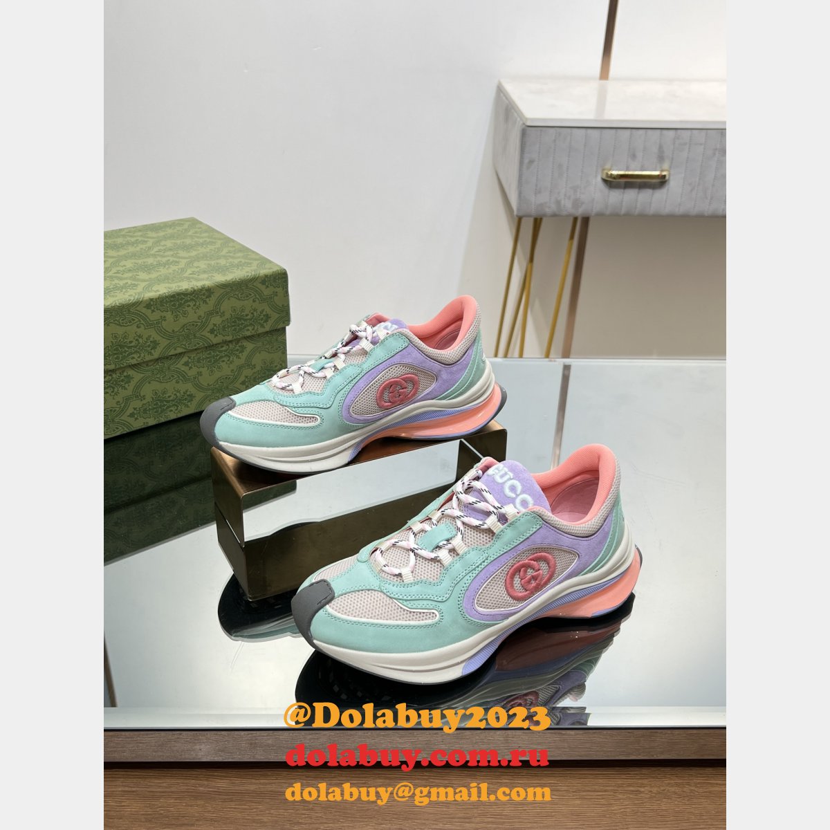 MEN''S GUCCI RUN SNEAKER Replica Top Quality