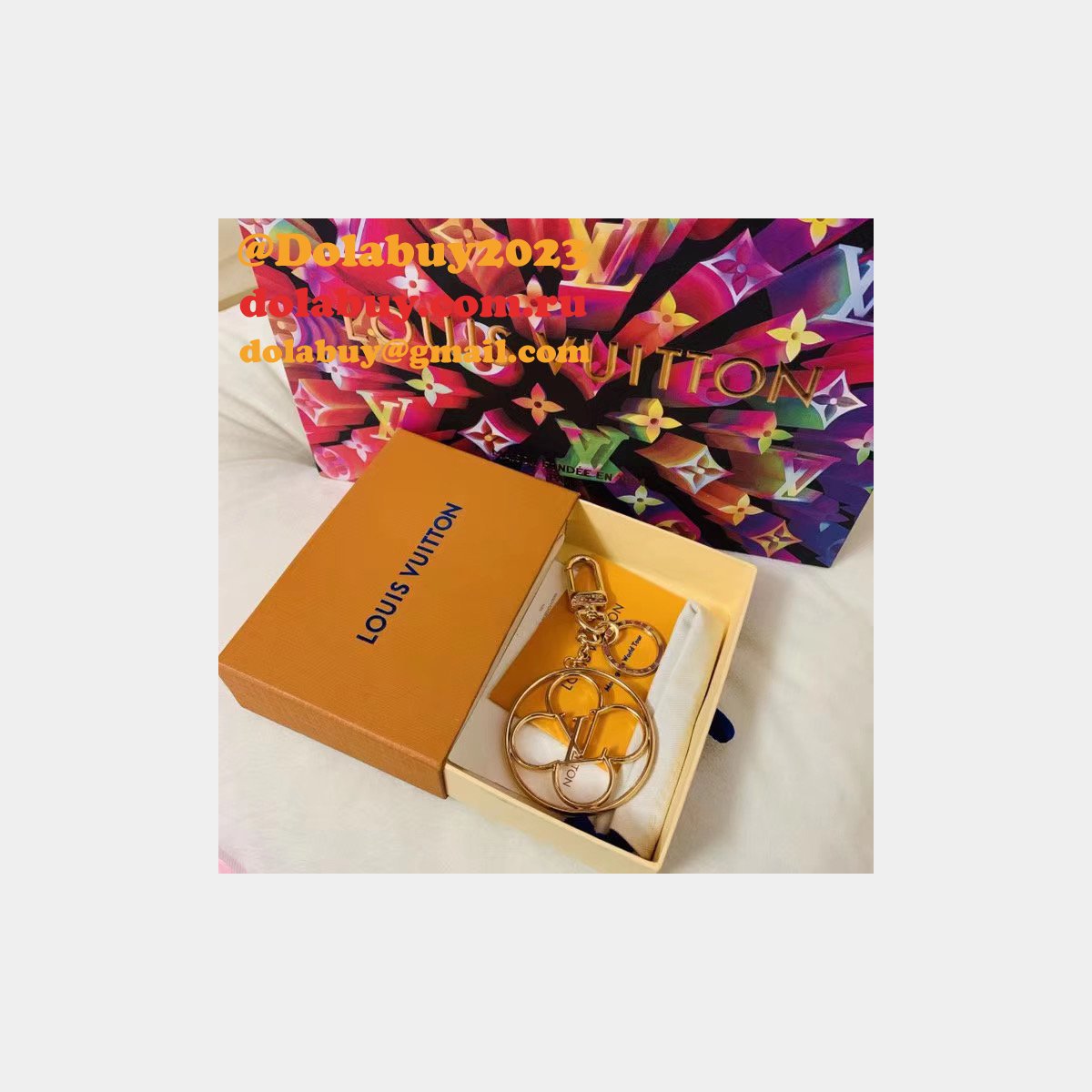 Louis Vuitton Flower Finesse Bag Charm M69002 Key Holder