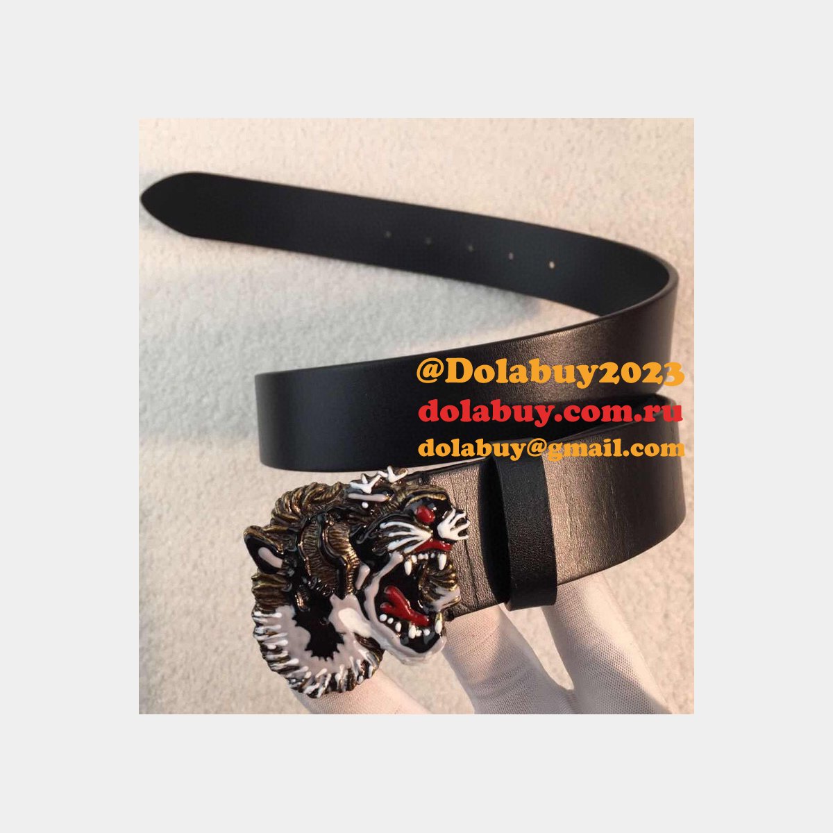 Gucci Replica Leather belt with tiger buckle black